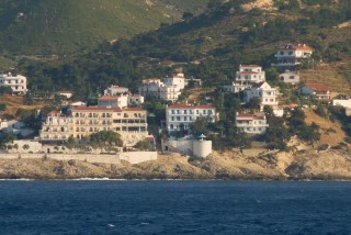 location daidalos hotel ikarian sea